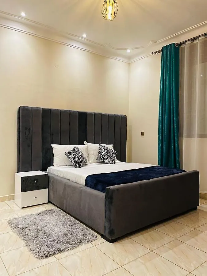 Ola'S Homes Καμπάλα Διαμέρισμα